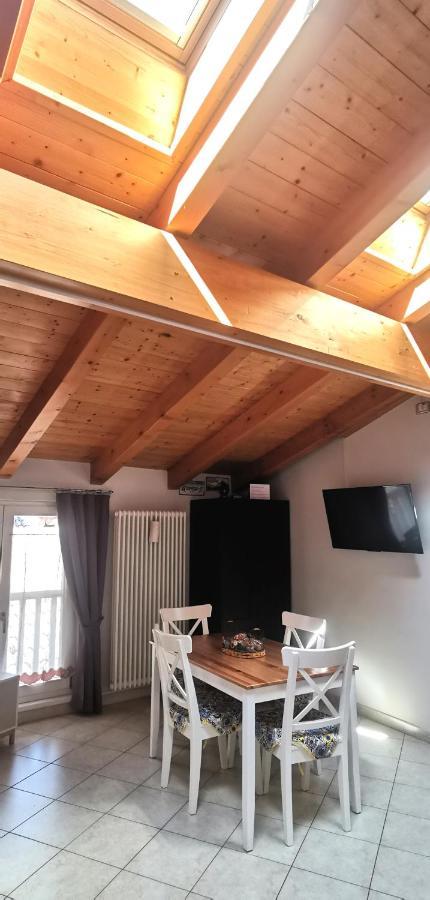 Appartamento En Mez Al Paes Dimaro Exterior photo